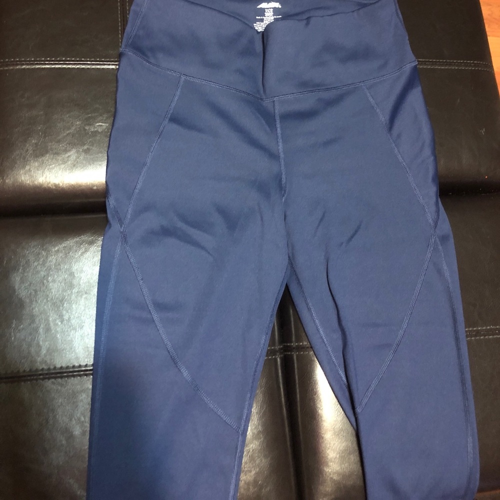 Navy blue Avia leggings from walmart